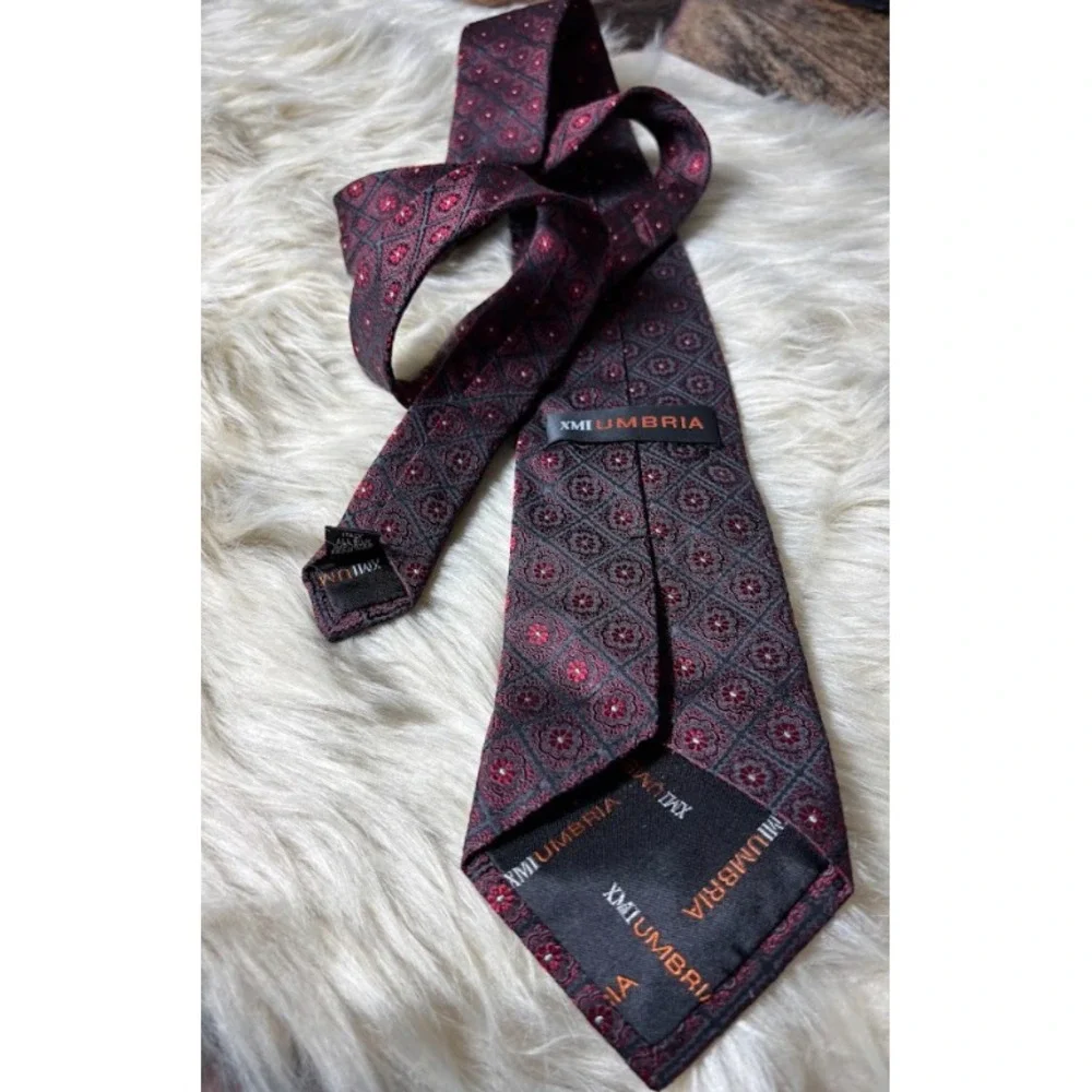 XMI Italian Silk Tie‎ Men's Black Red Geometric Designer Classic Luxury